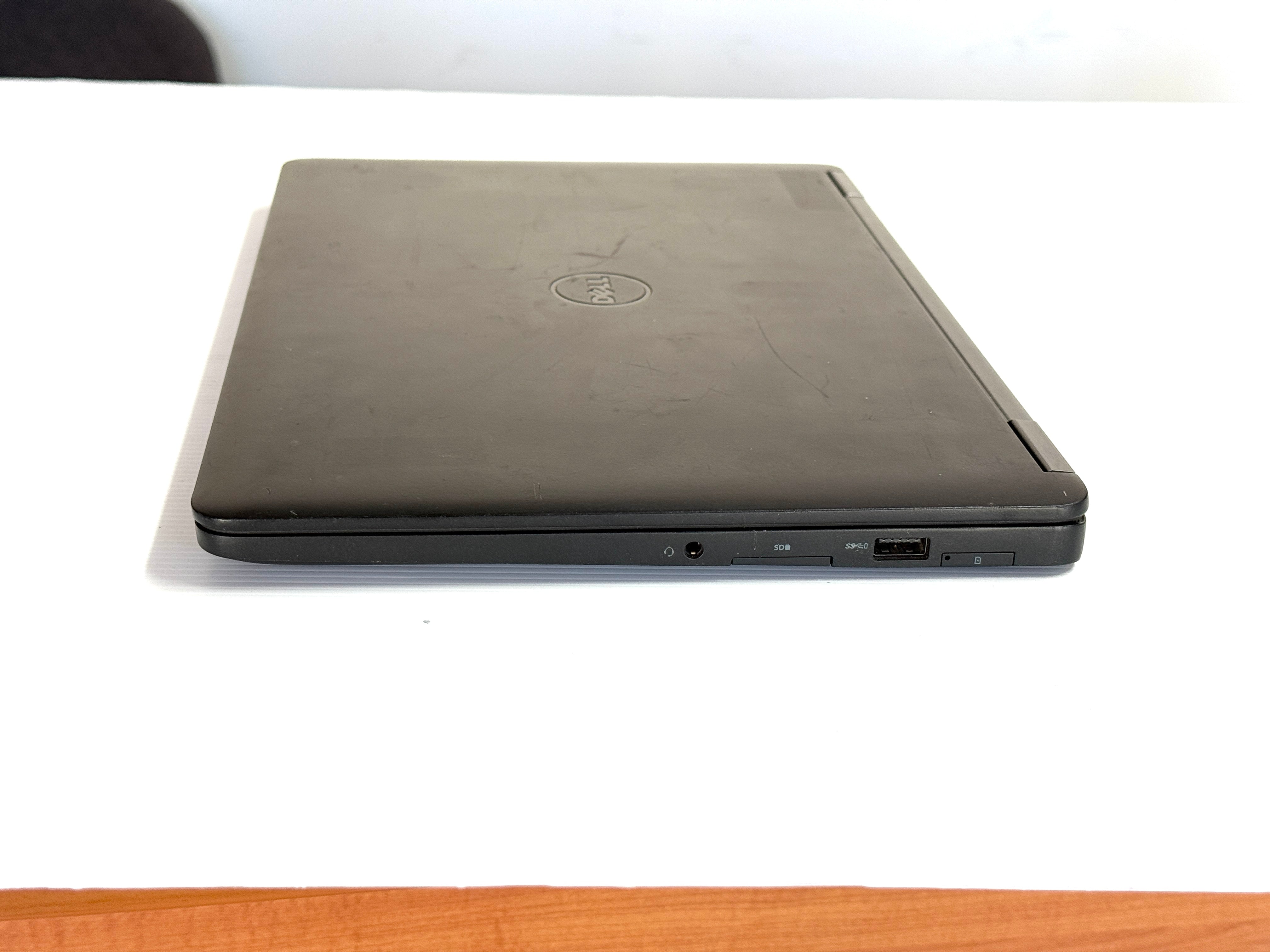Dell Latitude E7270 | 12.5 inch Screen | Intel i5-6300U | 16GB RAM | 256GB SSD | Windows 10 Pro