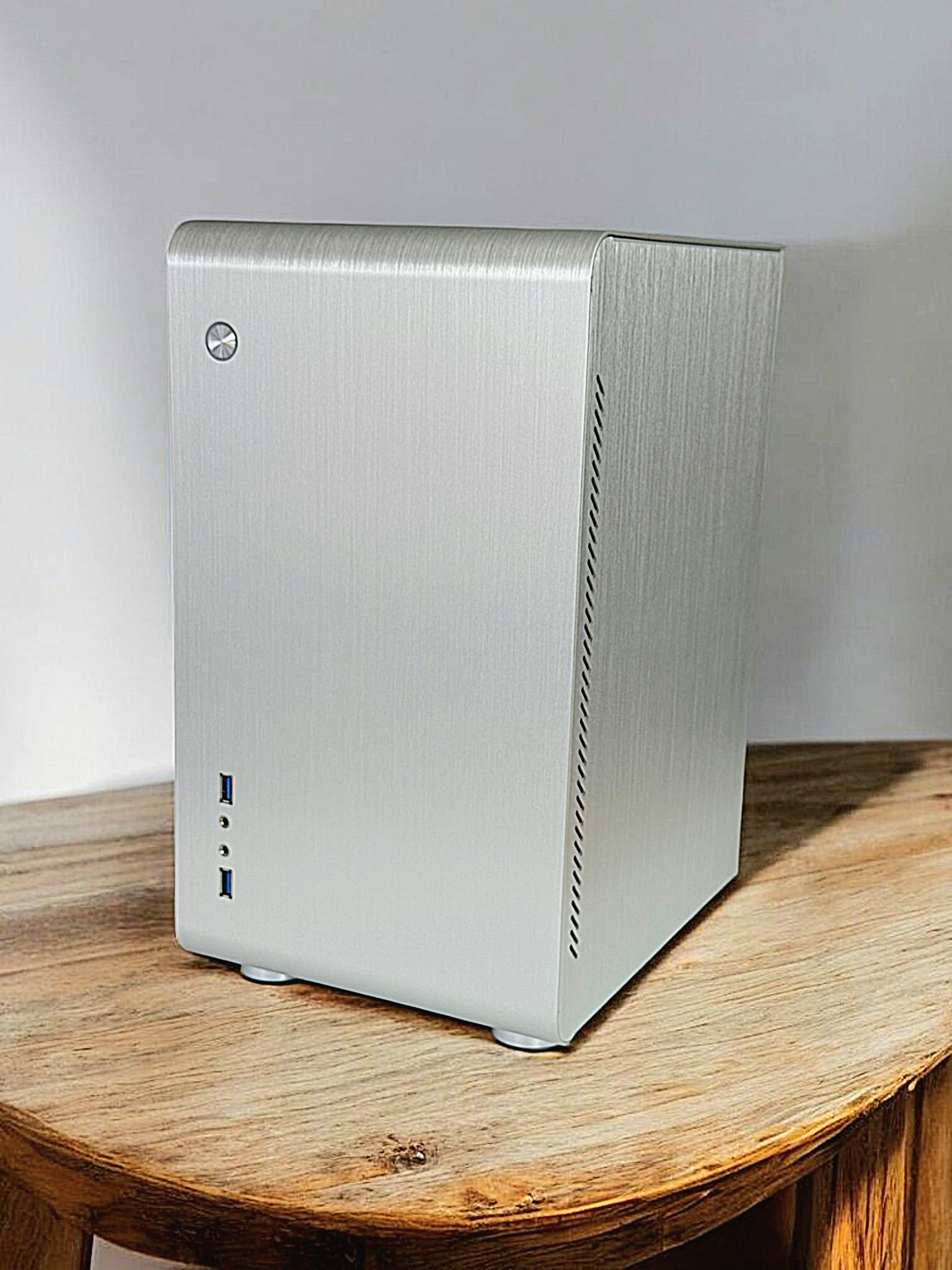 Desktop Computer | Intel i5-8500 CPU - 32GB RAM | 500GB SSD | Windows 11 Pro Pro | 12 Months Warranty