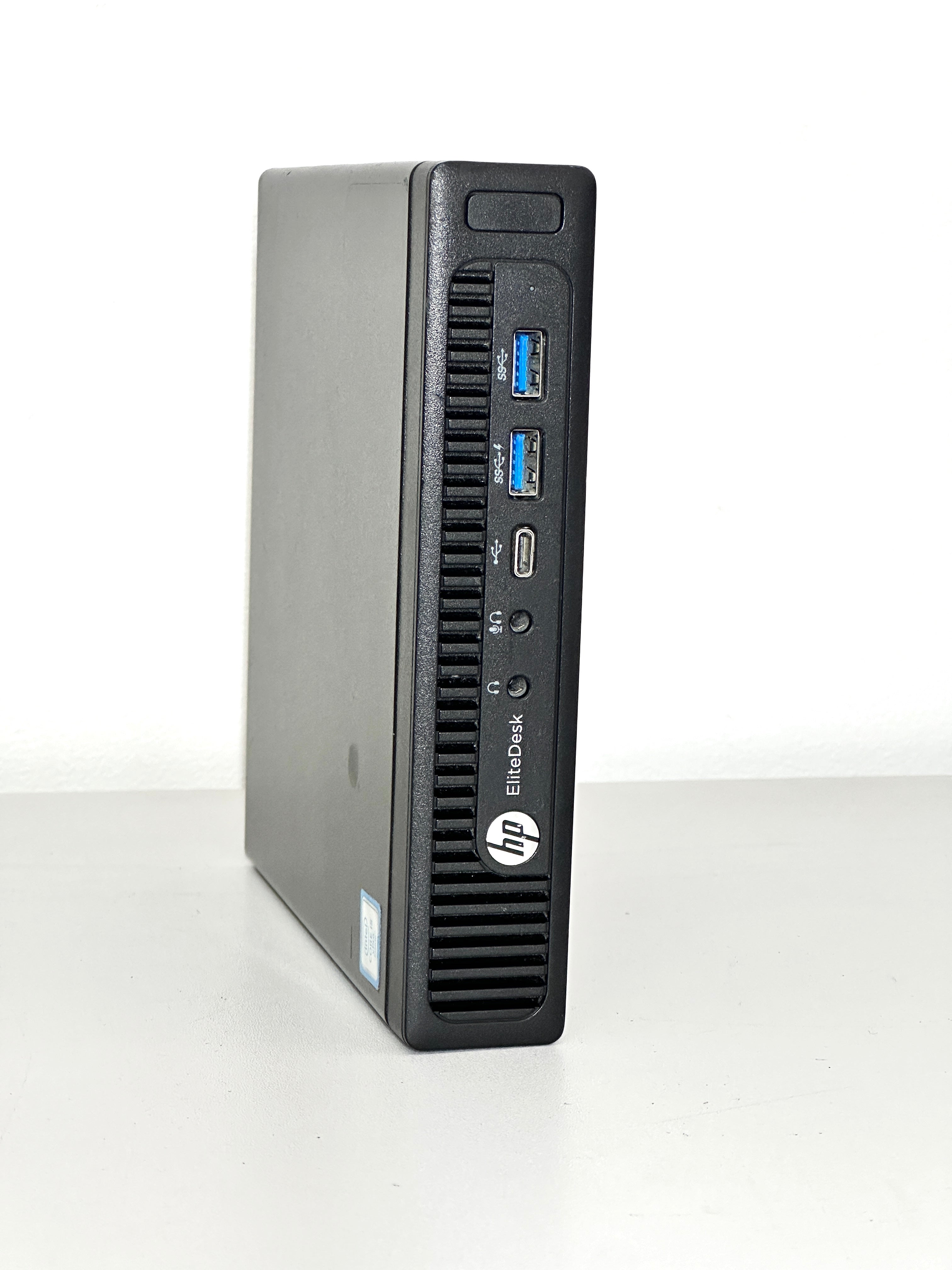 HP Elitedesk 800 G2 Micro: Intel i5-6500T, 8GB RAM, 256GB NVMe SSD, Windows 10 Pro