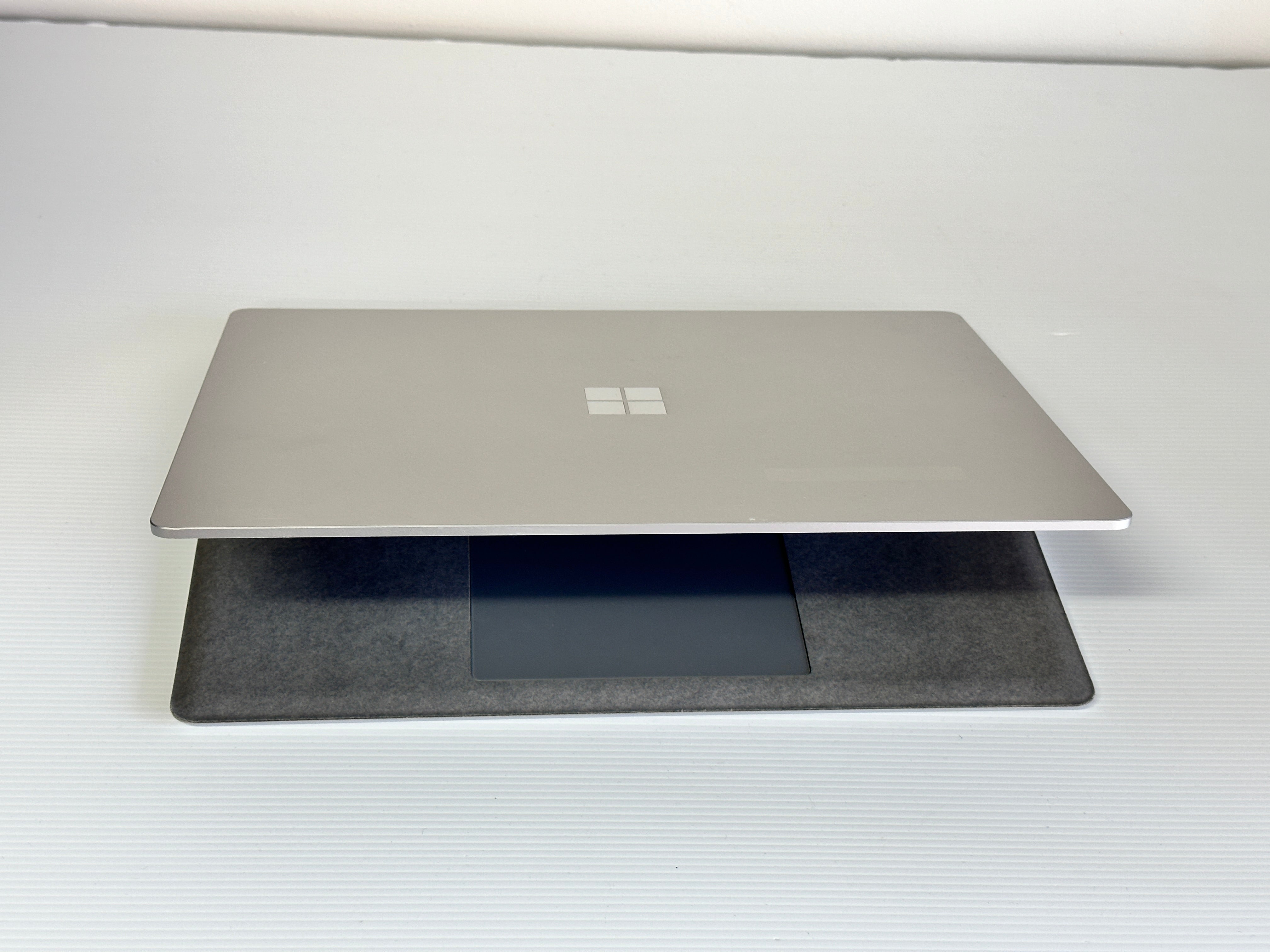 Microsoft Surface Laptop3 シルバー Amazon.co.jp: Microsoft Surface Laptop 3 15インチ 128GB